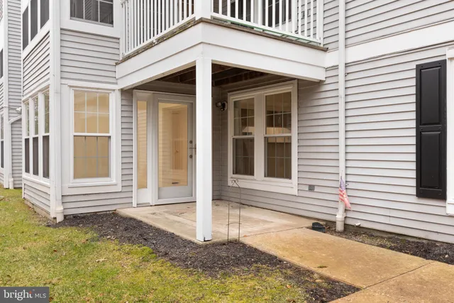 a house view with a outdoor space