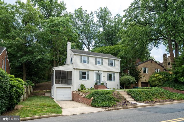 $1,030,000 | 2844 South Fort Scott Drive, Arlington, VA 22202