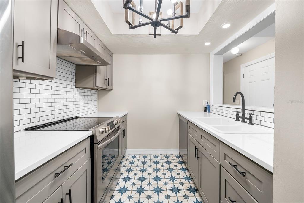 900 Southwest 62nd Boulevard, Unit H43 Gainesville, FL 32607 - Photo 8 of 29