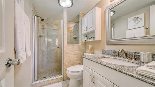 $6,000 | 5600 Beach Way Drive, Unit 113, Sarasota, FL 34242