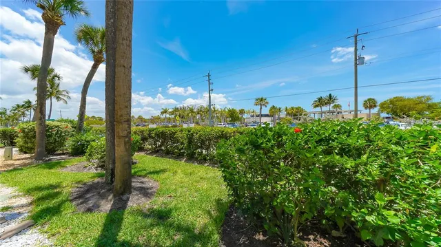 $6,000 | 5600 Beach Way Drive, Unit 113, Sarasota, FL 34242