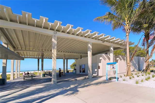 $6,000 | 5600 Beach Way Drive, Unit 113, Sarasota, FL 34242