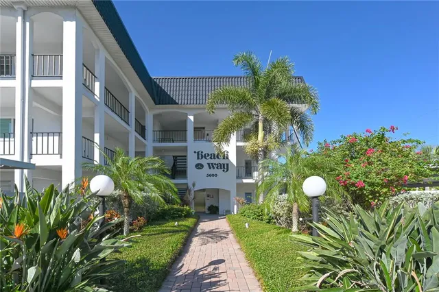 $6,000 | 5600 Beach Way Drive, Unit 113, Sarasota, FL 34242