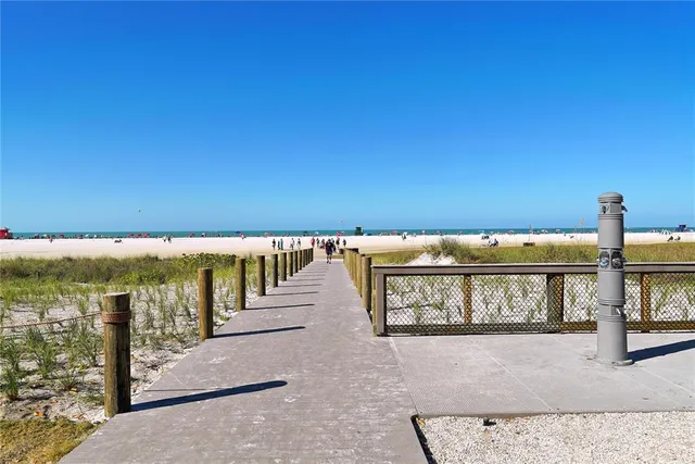 $6,000 | 5600 Beach Way Drive, Unit 113, Sarasota, FL 34242