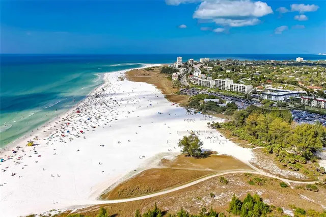 $6,000 | 5600 Beach Way Drive, Unit 113, Sarasota, FL 34242