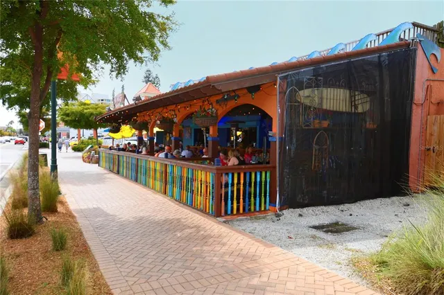 $6,000 | 5600 Beach Way Drive, Unit 113, Sarasota, FL 34242