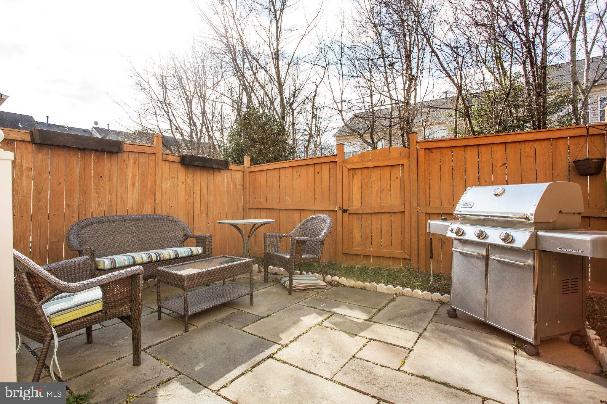 1212 Heritage Commons Court Reston, VA 20194 - Photo 27 of 30 Back yard