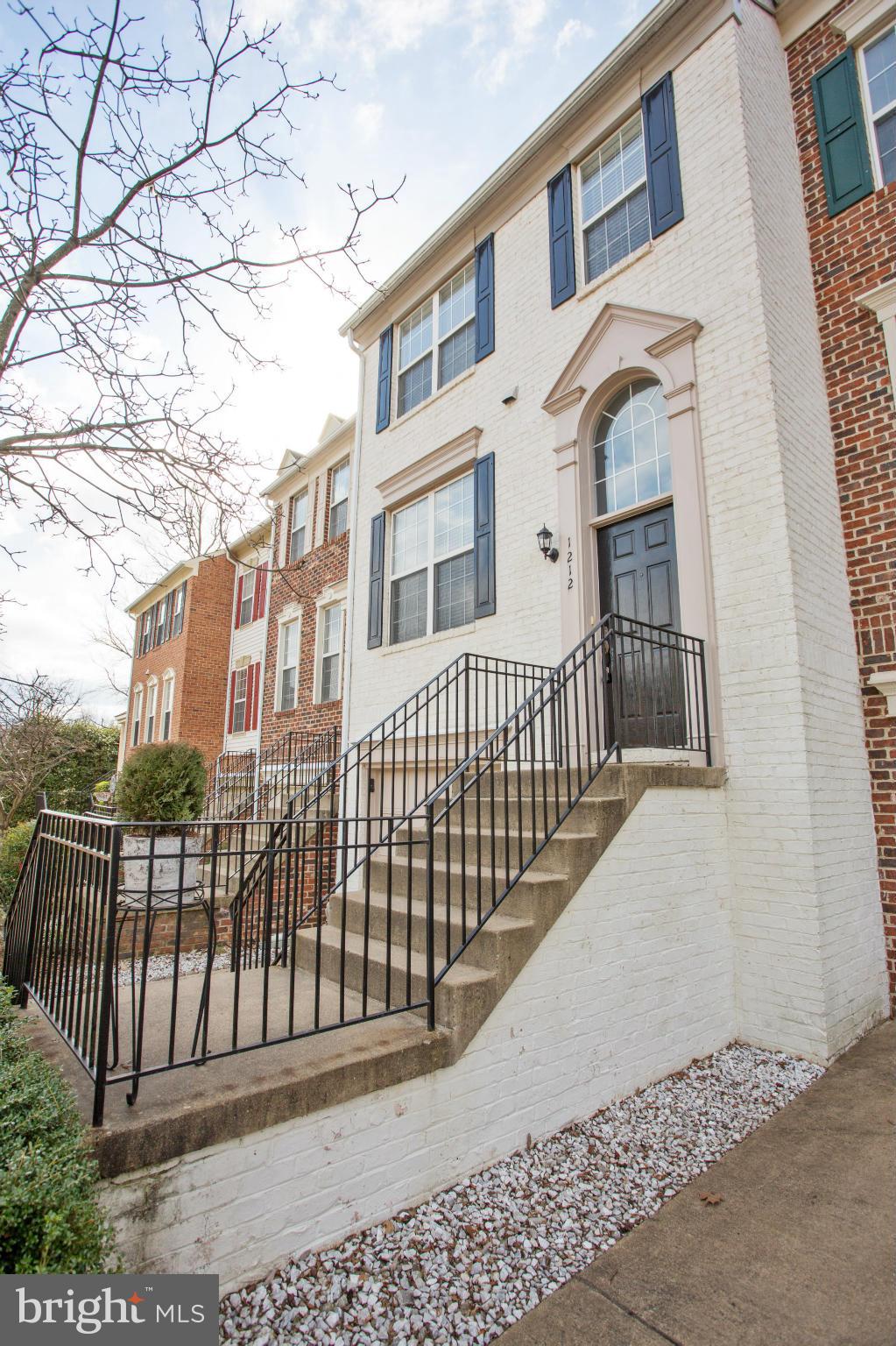 1212 Heritage Commons Court Reston, VA 20194 - Photo 30 of 30 Front of House