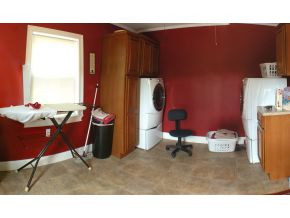 124 Joe Keys Road Telford, TN 37690 - Photo 10 of 24 Big Laundry Mud Room