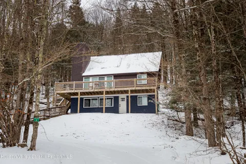 $695,000 | 6 Clearview Road, Hunter, NY 12442