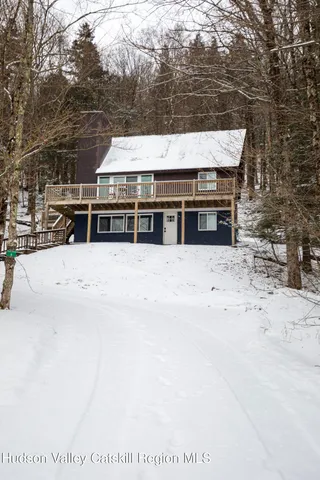 $695,000 | 6 Clearview Road, Hunter, NY 12442