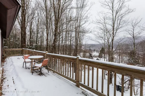 $695,000 | 6 Clearview Road, Hunter, NY 12442