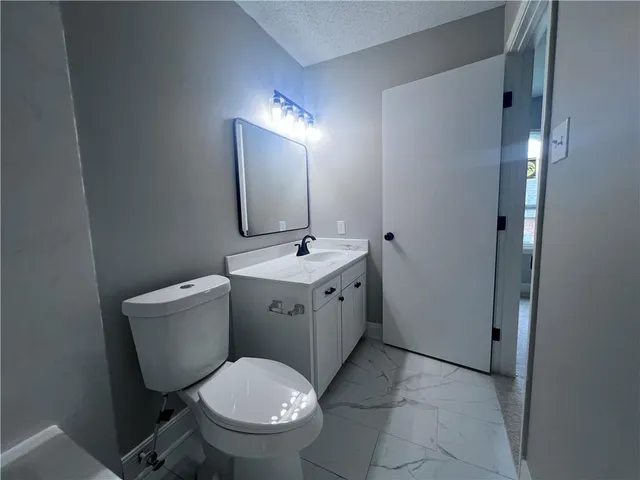 $245,000 | 4604 Parliament Drive, Unit 107, Alexandria, LA 71303