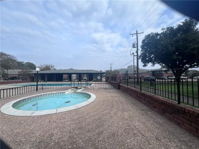 $245,000 | 4604 Parliament Drive, Unit 107, Alexandria, LA 71303