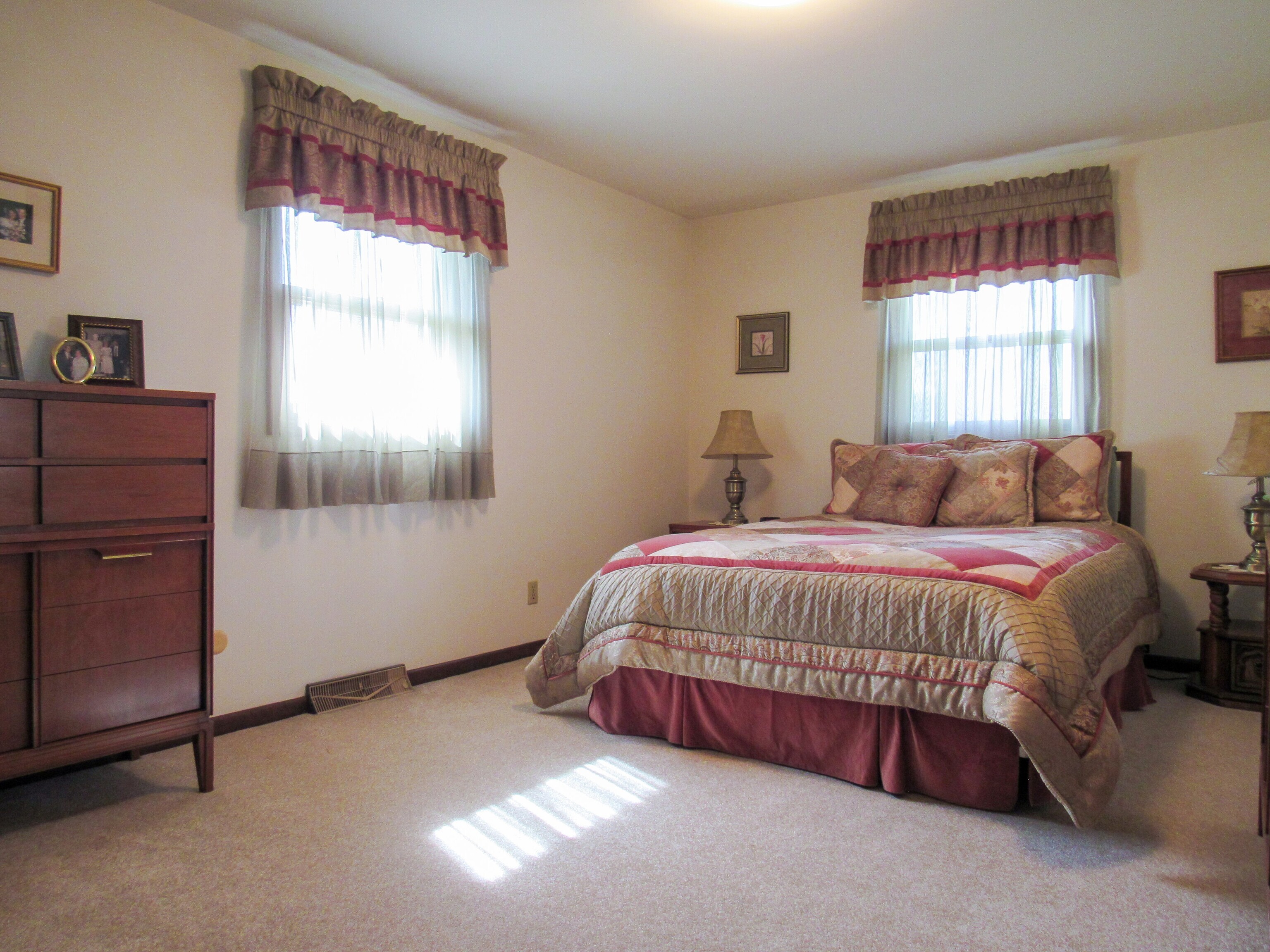 1502 North 500 East Columbus, IN 47203 - Photo 11 of 22