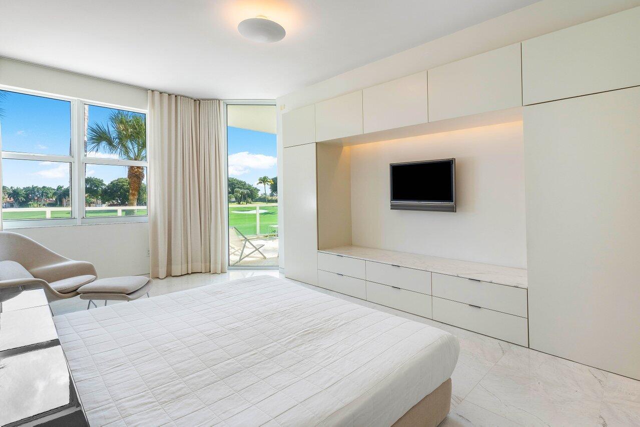 550 Southeast Mizner Boulevard, Unit B103 Boca Raton, FL 33432 - Photo 16 of 72 550 SE Mizner Blvd B103 Boca Raton FL 33