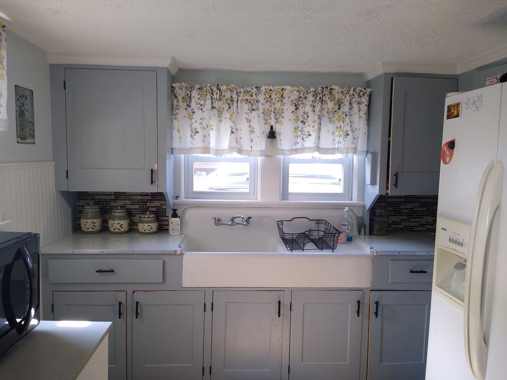 326 Oak Road Oil City, PA 16301 - Photo 5 of 27 Gallery Image 5