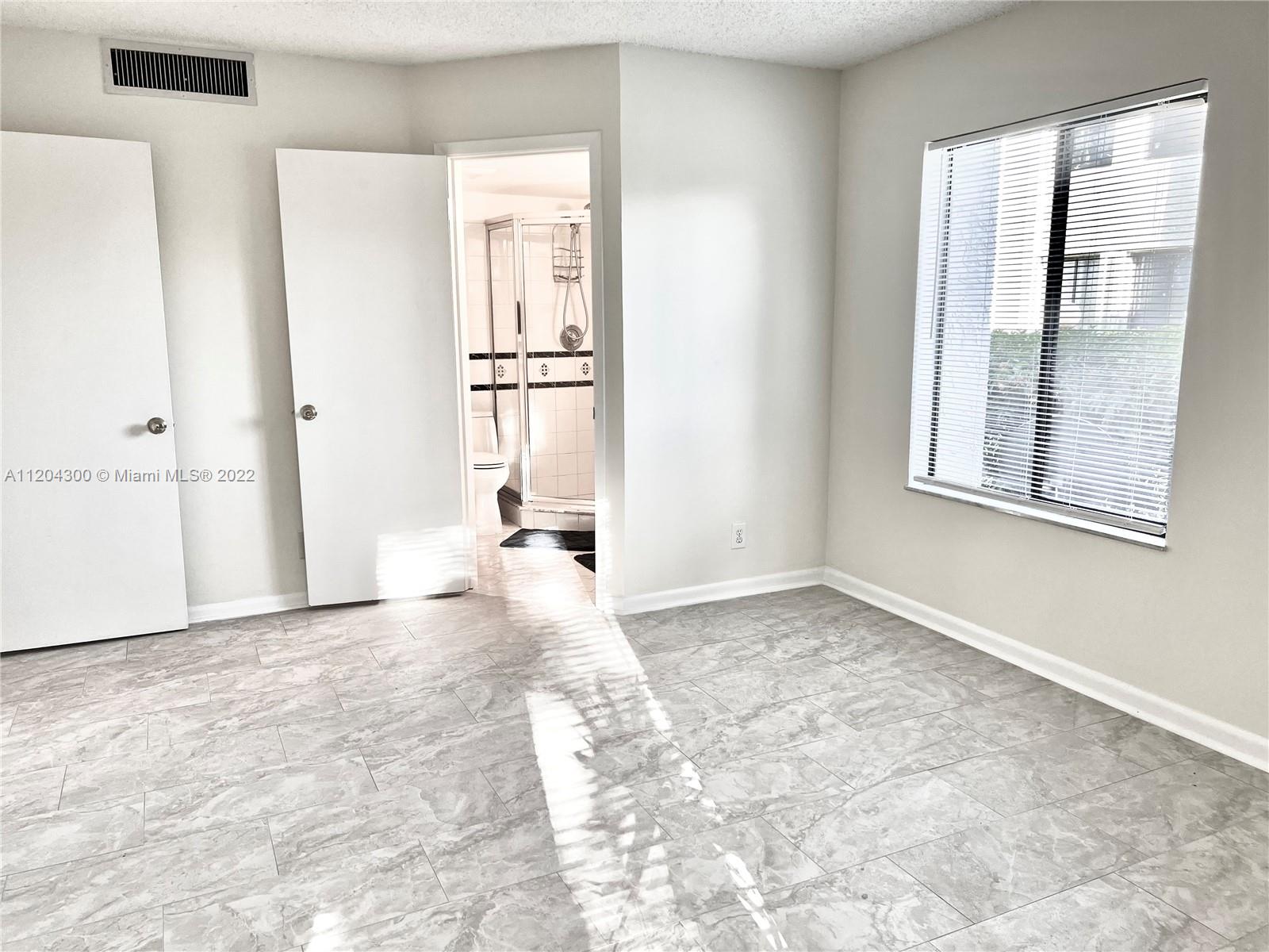 150 Pineview Road, Unit K3 Jupiter, FL 33469 - Photo 15 of 38