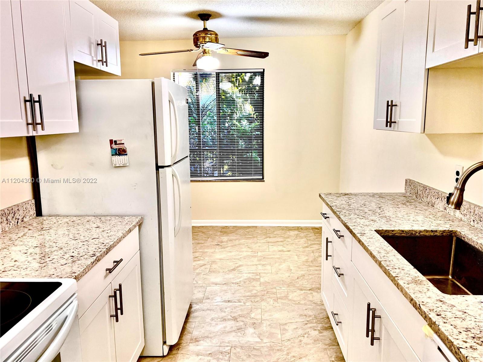 150 Pineview Road, Unit K3 Jupiter, FL 33469 - Photo 2 of 38