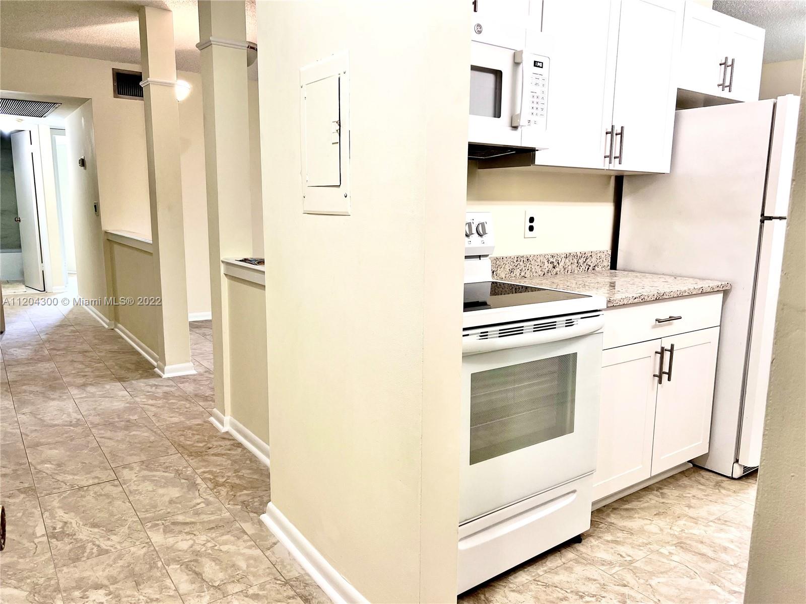 150 Pineview Road, Unit K3 Jupiter, FL 33469 - Photo 22 of 38