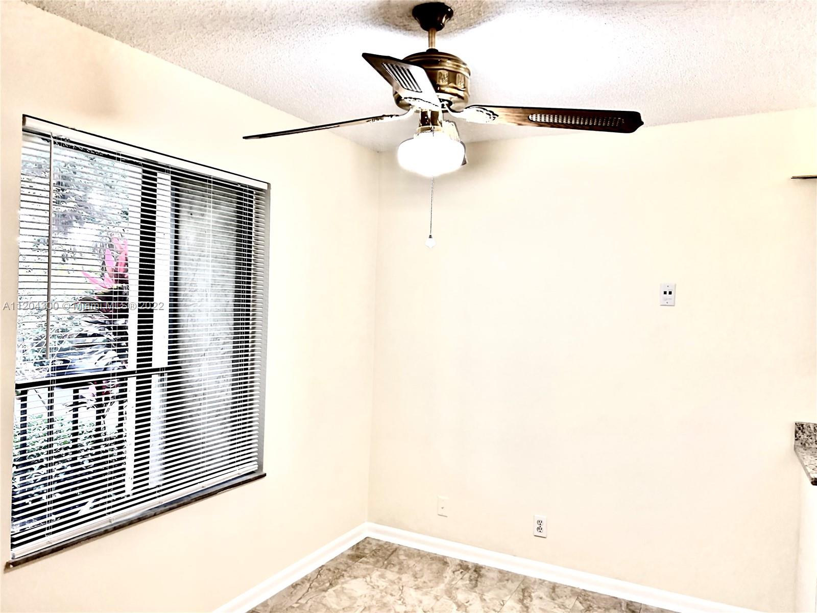 150 Pineview Road, Unit K3 Jupiter, FL 33469 - Photo 23 of 38