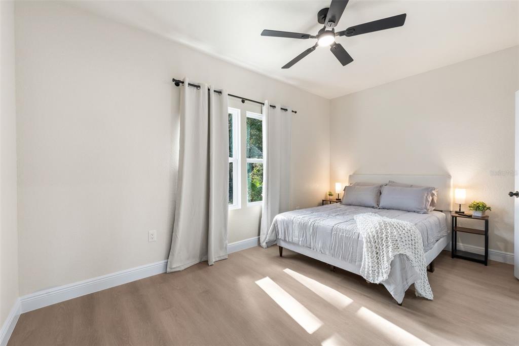 702 Southeast 8th Street Gainesville, FL 32601 - Photo 12 of 29