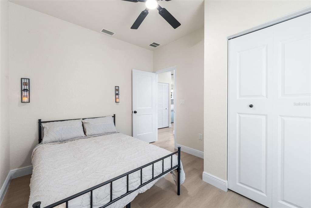 702 Southeast 8th Street Gainesville, FL 32601 - Photo 17 of 29