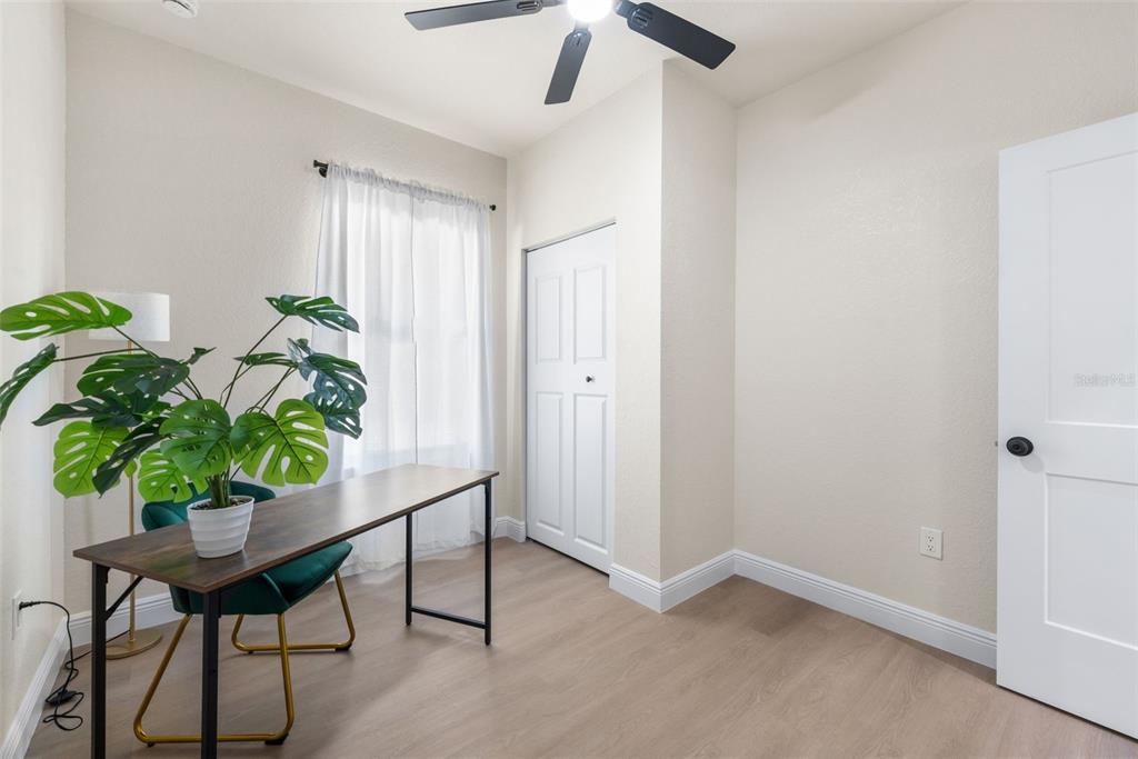 702 Southeast 8th Street Gainesville, FL 32601 - Photo 20 of 29