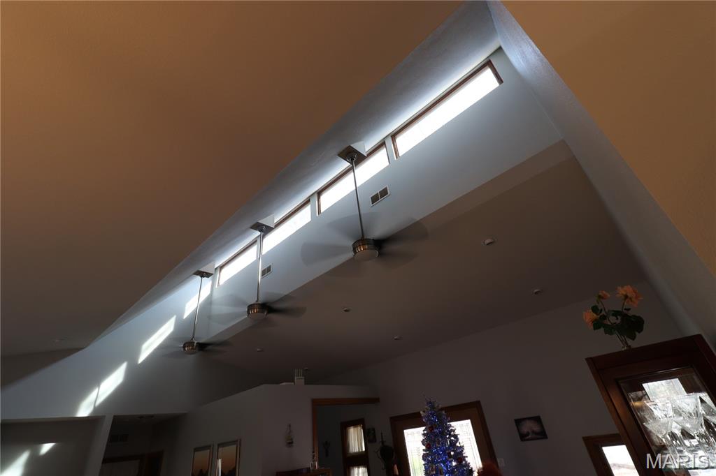 8002 Dittmer Ridge Road Dittmer, MO 63023 - Photo 6 of 42