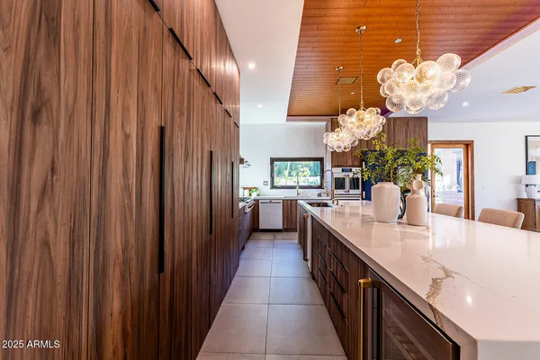 $3,495,000 | 5812 North 44th Place, Phoenix, AZ 85018