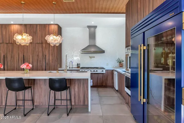 $3,495,000 | 5812 North 44th Place, Phoenix, AZ 85018