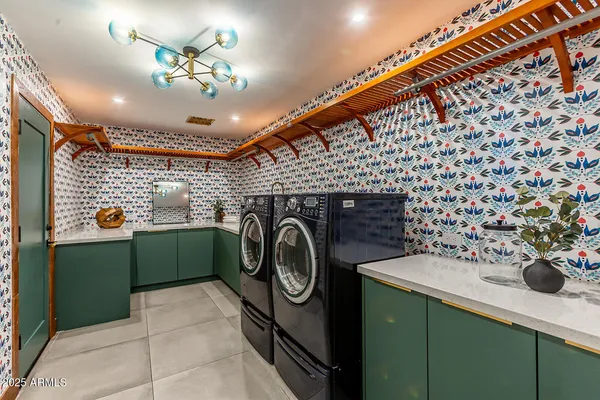 $3,495,000 | 5812 North 44th Place, Phoenix, AZ 85018