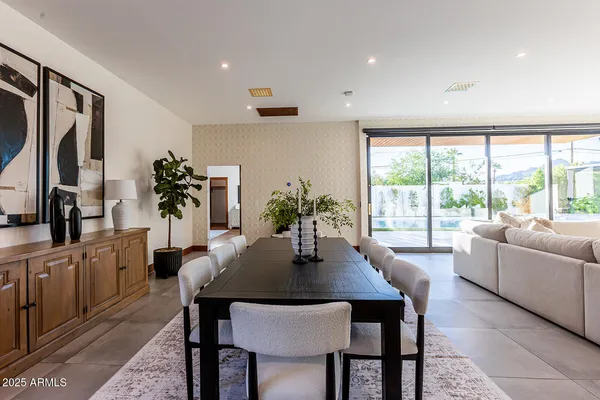 $3,495,000 | 5812 North 44th Place, Phoenix, AZ 85018