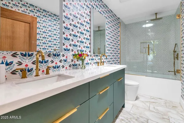 $3,495,000 | 5812 North 44th Place, Phoenix, AZ 85018