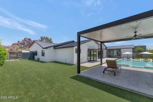 $3,495,000 | 5812 North 44th Place, Phoenix, AZ 85018