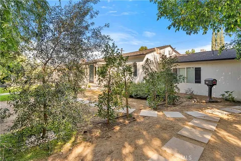 $1,249,988 | 6514 Coldwater Canyon Avenue, North Hollywood, CA 91606