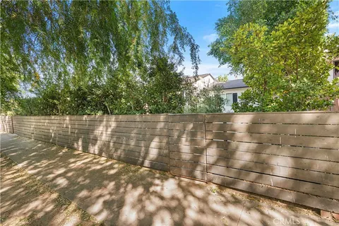 $1,249,988 | 6514 Coldwater Canyon Avenue, North Hollywood, CA 91606