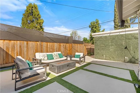 $1,249,988 | 6514 Coldwater Canyon Avenue, North Hollywood, CA 91606