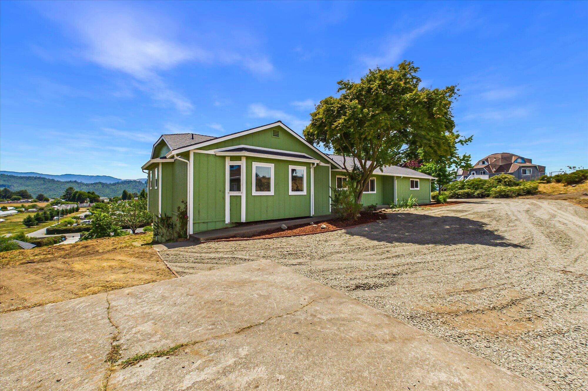 6705 Rohnerville Road Hydesville, CA 95547 - Photo 4 of 54