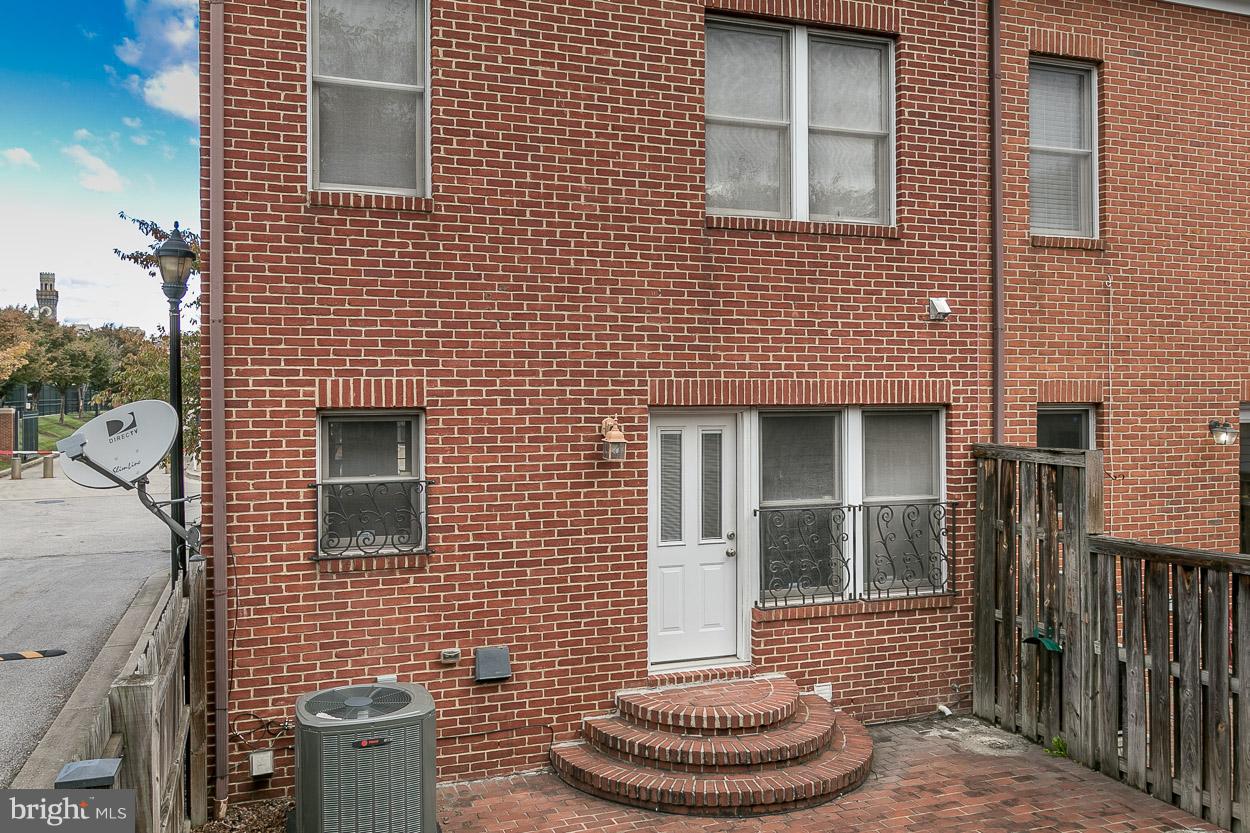 211 West Hill Street Baltimore, MD 21230 - Photo 48 of 52 Rear Exterior!