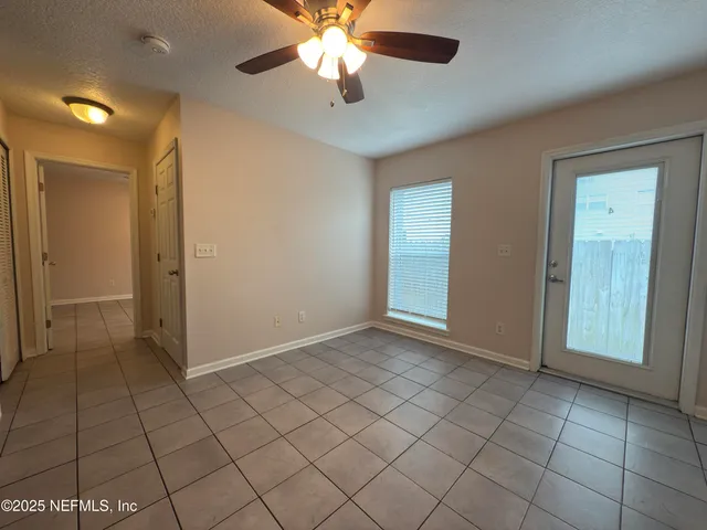 $1,850 | 630 2nd Street South, Unit 4, Jacksonville Beach, FL 32250