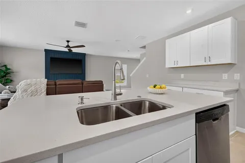 $435,000 | 5951 Maidenstone Way, Palmetto, FL 34221