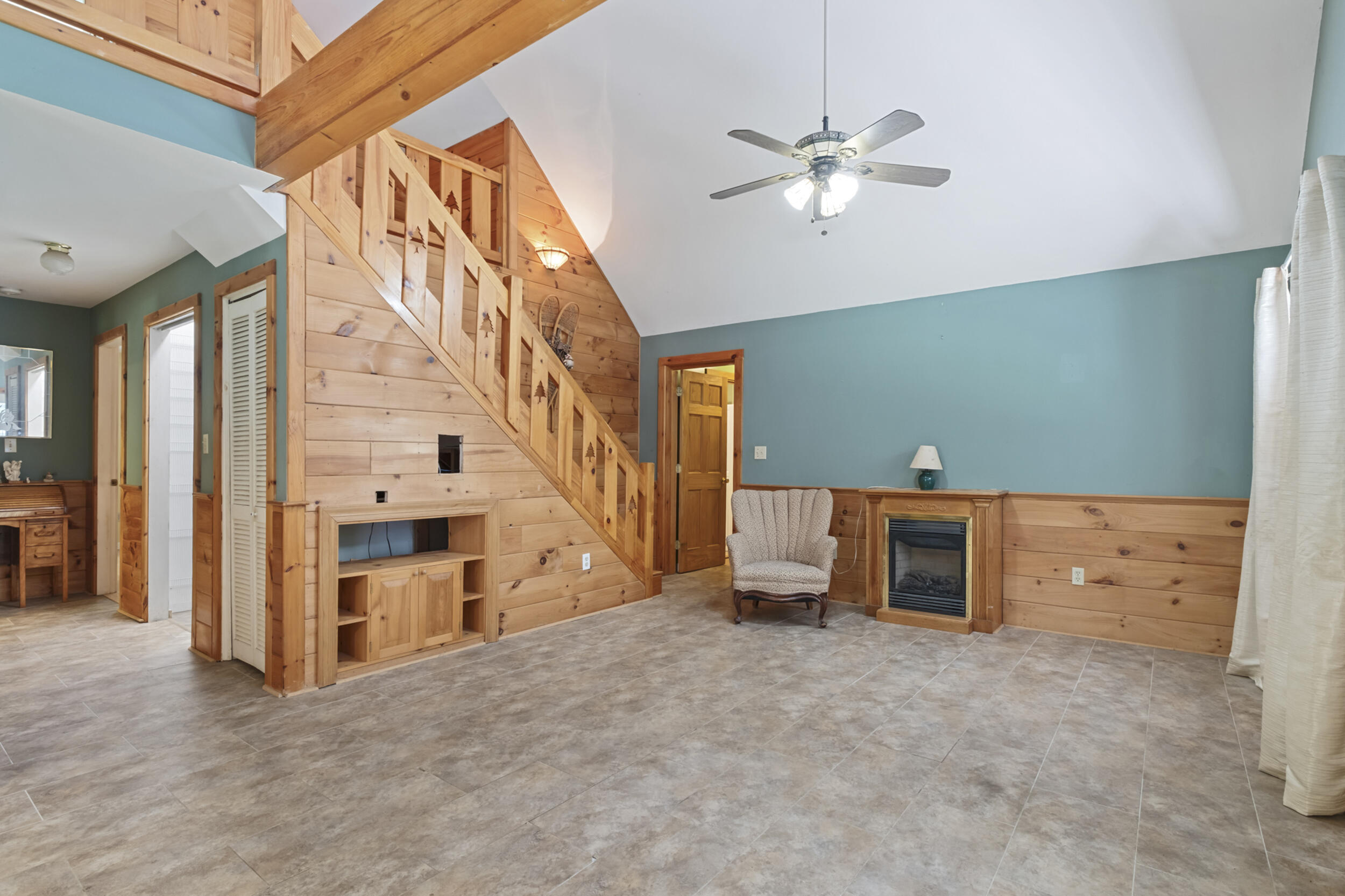 96 Taylor Woods Road Belgrade, ME 04917 - Photo 27 of 76 96_taylor_woods-interior-07