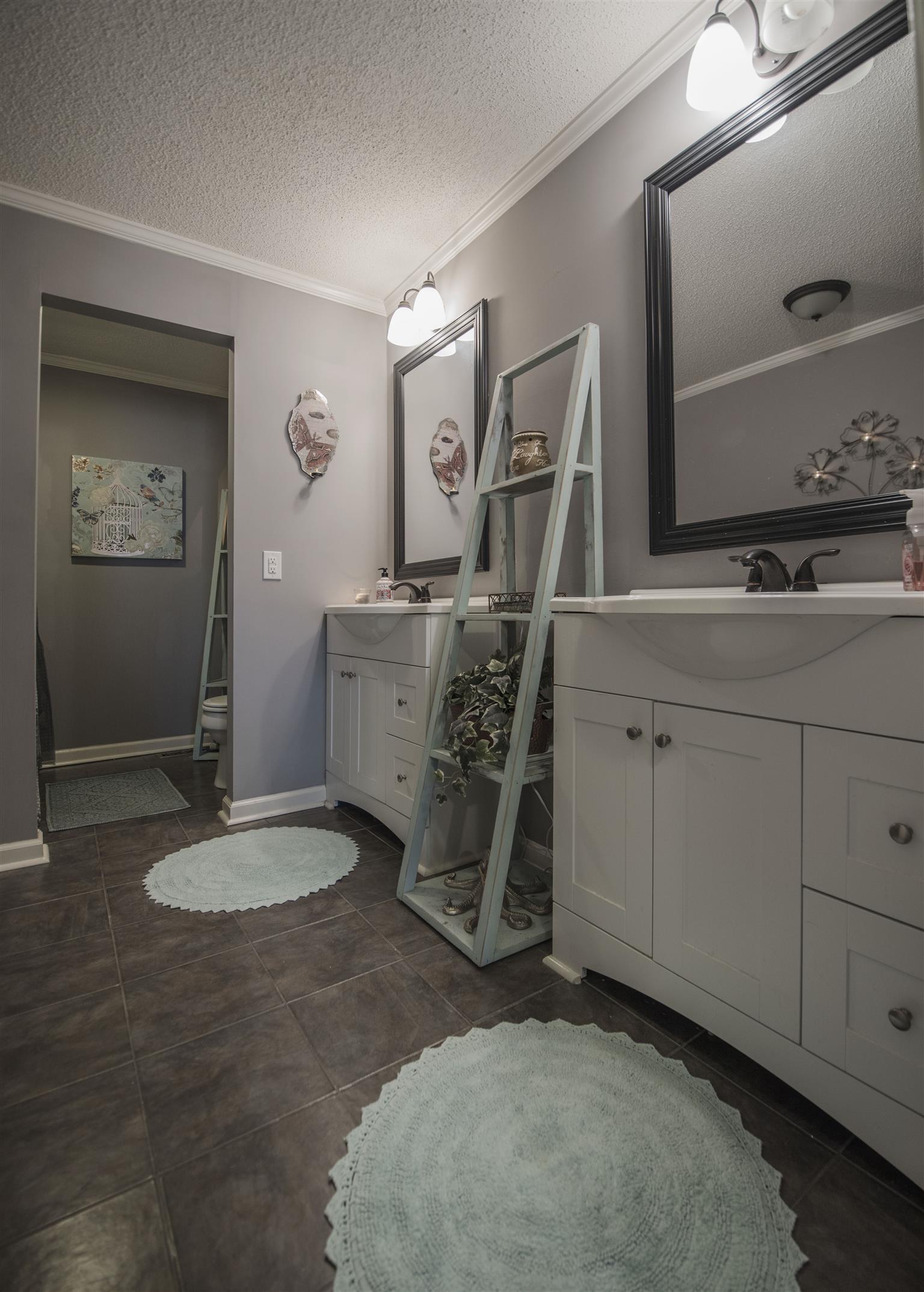 214 Floraton Road Murfreesboro, TN 37127 - Photo 8 of 15 Gorgeous Updated Master Bath