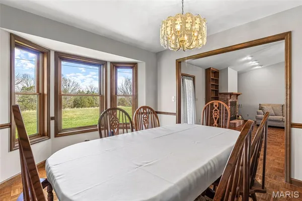 $379,900 | 13113 Lakewood Drive, Ste. Genevieve, MO 63670
