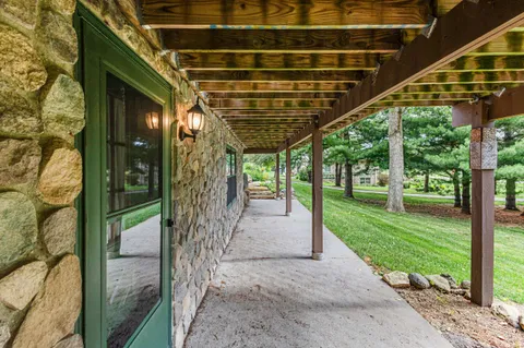 $599,900 | 2555 Brown Deer Road, Stoughton, WI 53589