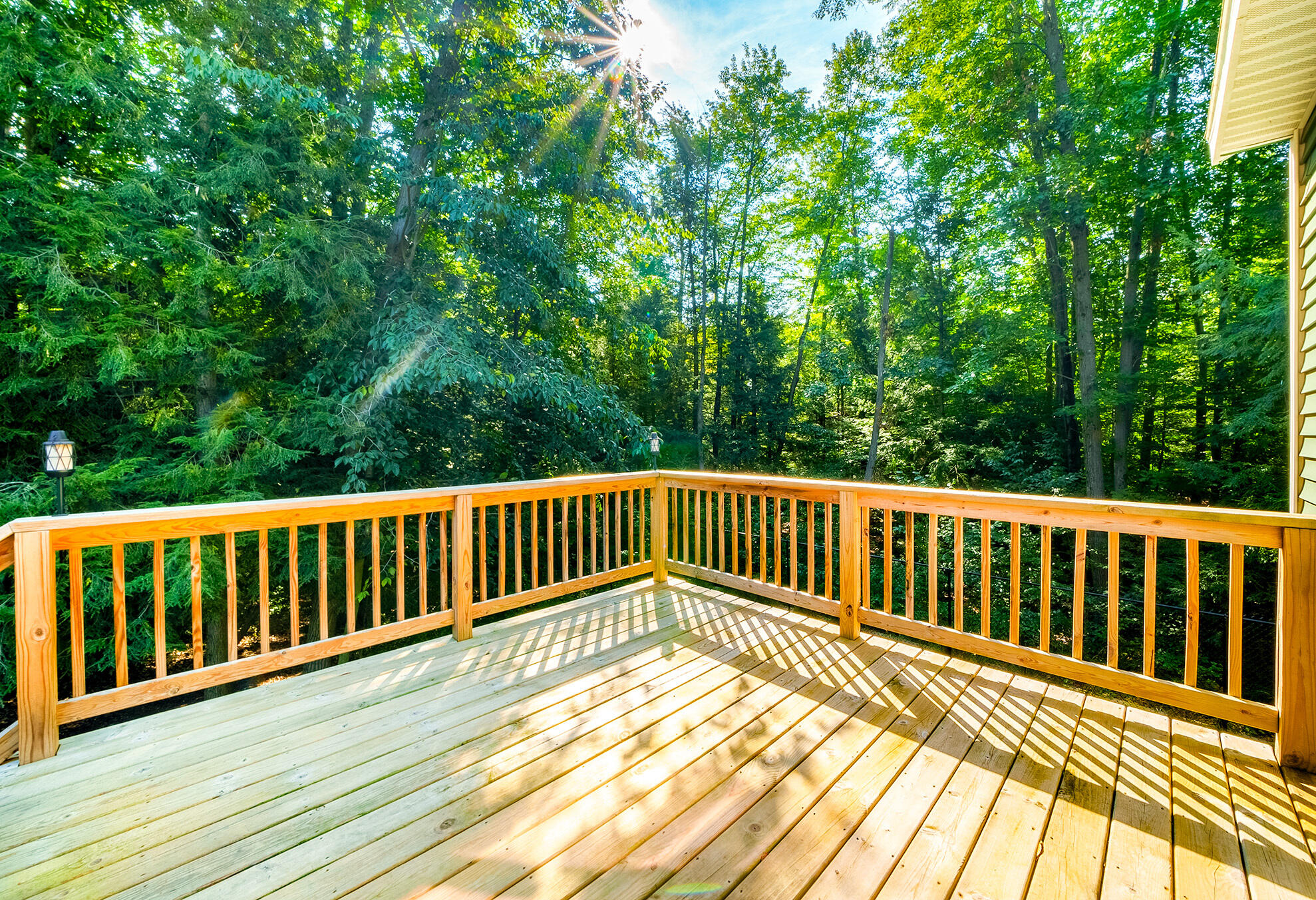 6070 Turtle Ridge Muskegon, MI 49444 - Photo 14 of 41 14. Deck 1-1