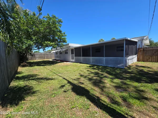 $2,000 | 780 Mohawk Avenue, Melbourne, FL 32935