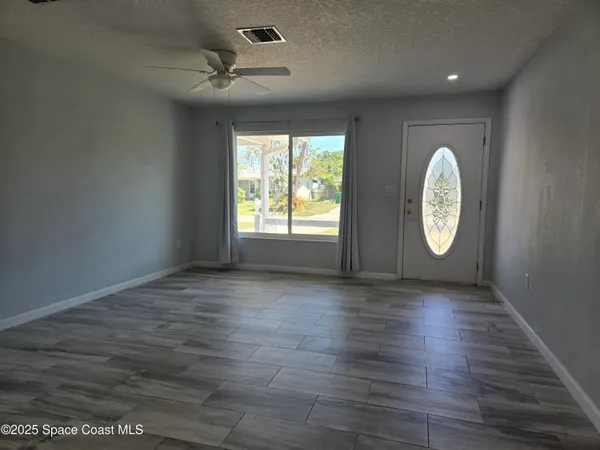 $2,000 | 780 Mohawk Avenue, Melbourne, FL 32935