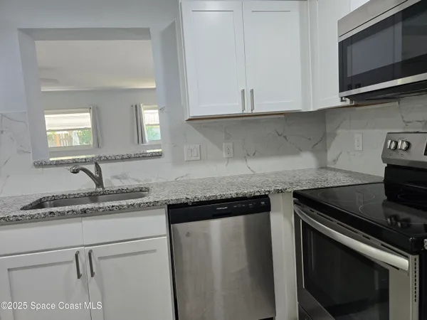 $2,000 | 780 Mohawk Avenue, Melbourne, FL 32935